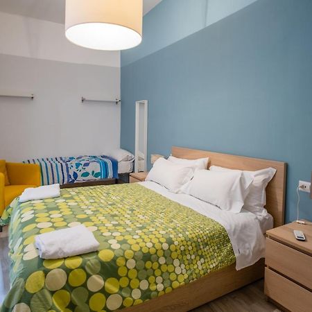 Stay In Naples Flats Toledo מראה חיצוני תמונה