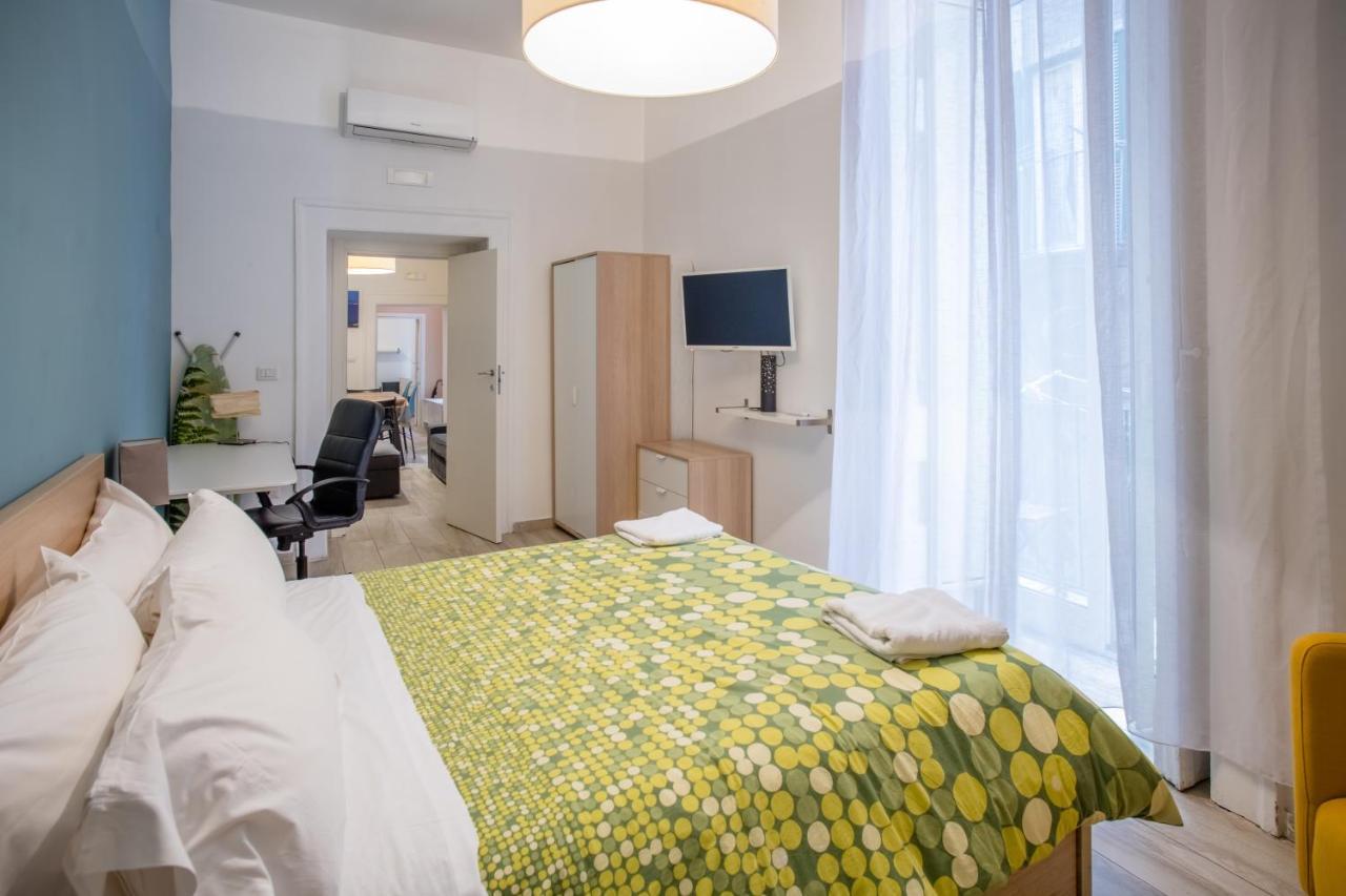 Stay In Naples Flats Toledo מראה חיצוני תמונה