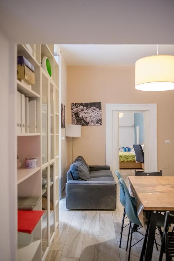 Stay In Naples Flats Toledo מראה חיצוני תמונה